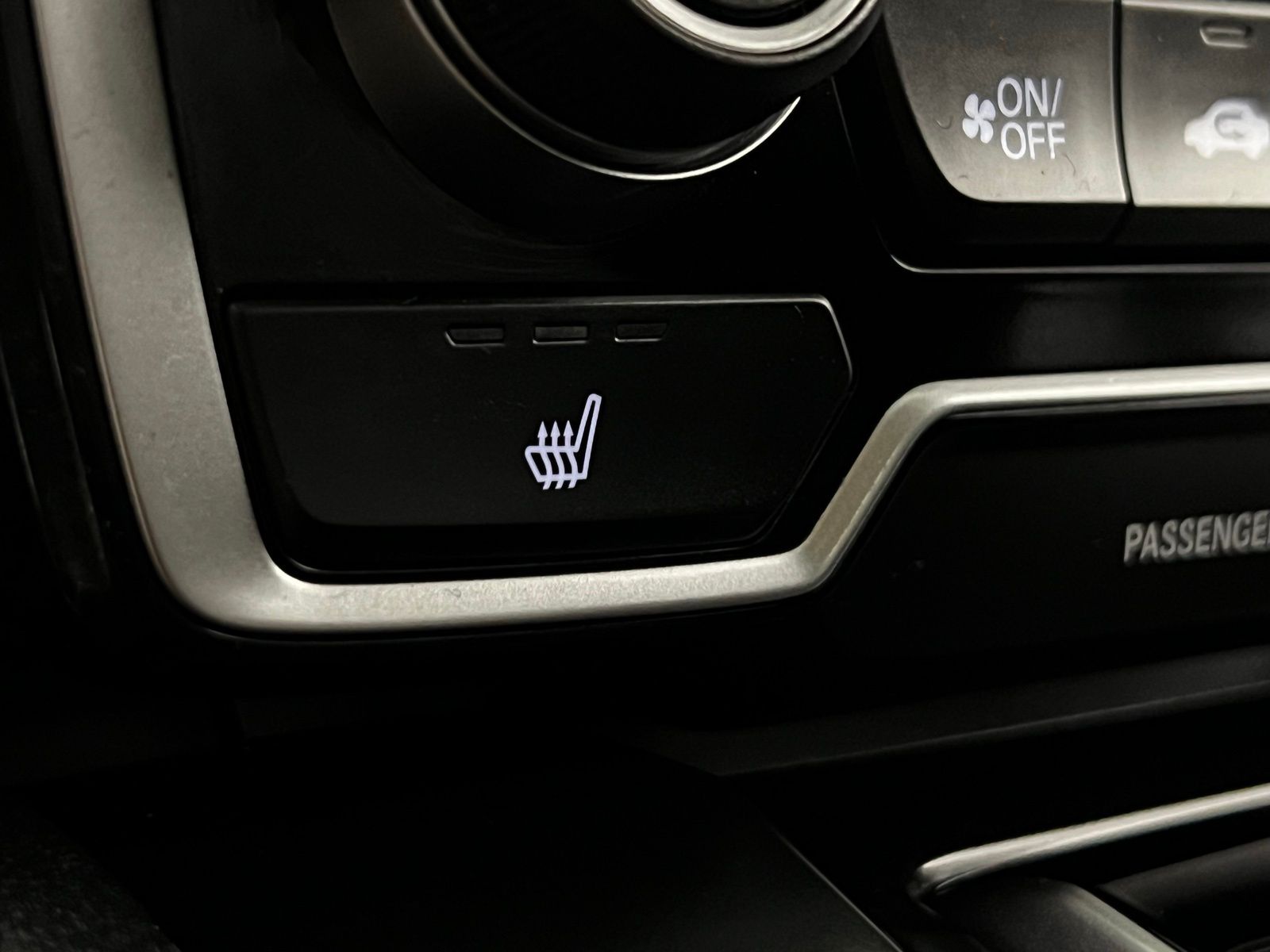 Thumbnail: 2018 Honda CR-V - 22