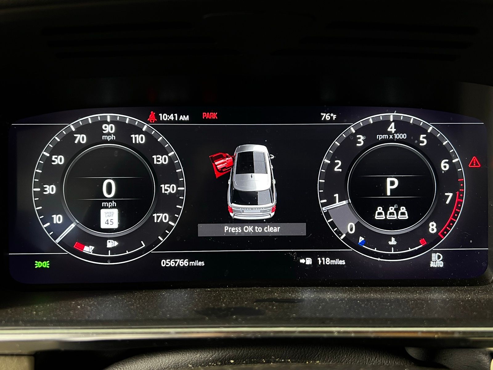 Thumbnail: 2021 Land Rover Range Rover - 10