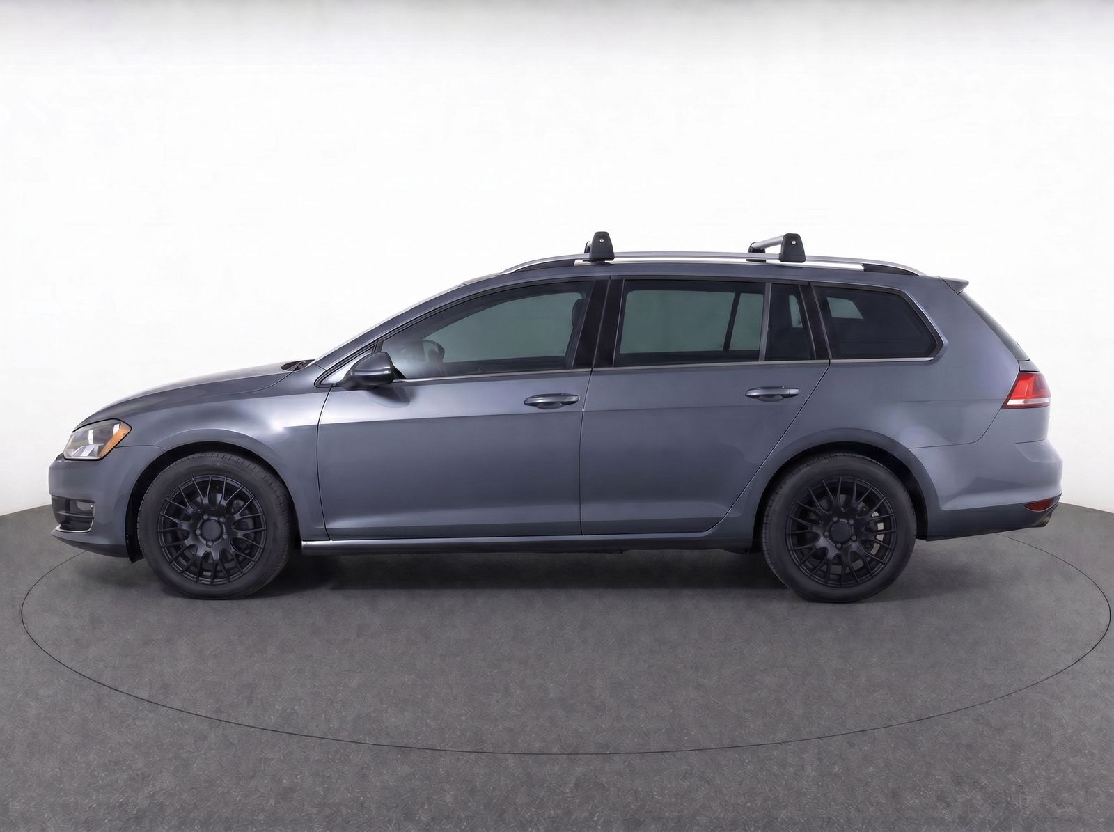 used 2015 Volkswagen Golf SportWagen car, priced at $13,750