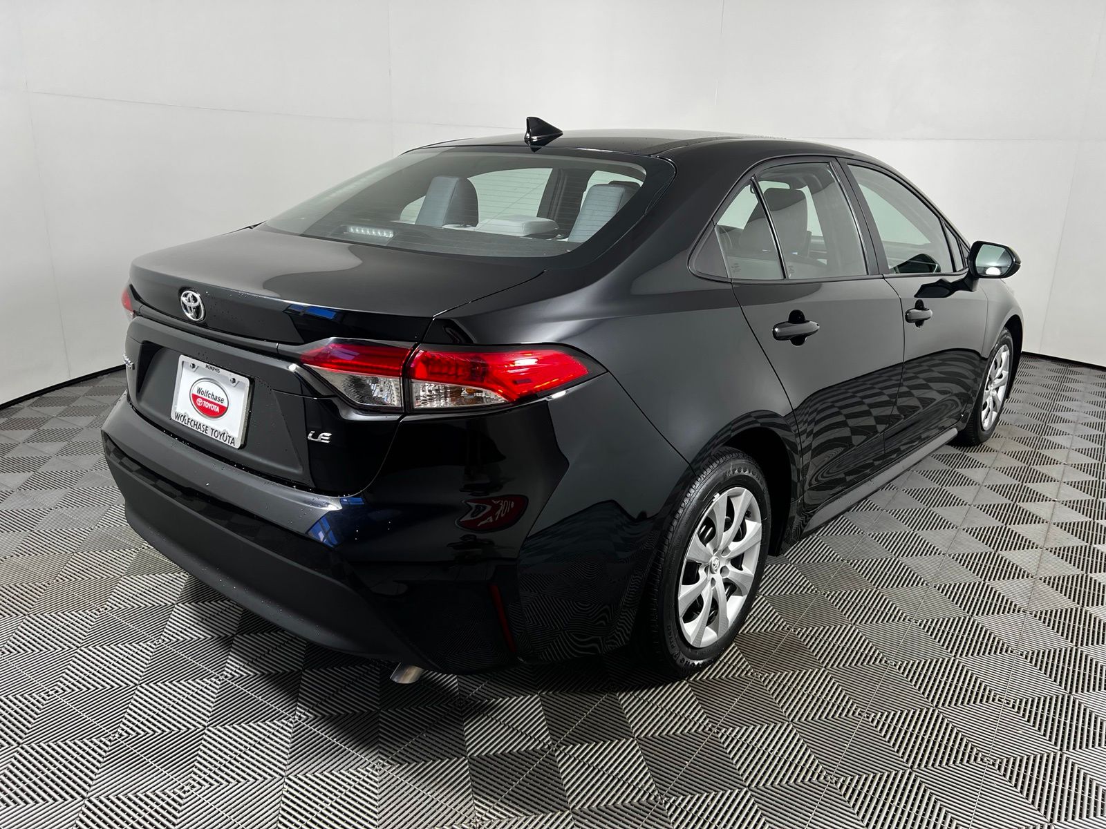Thumbnail: 2025 Toyota Corolla - 5