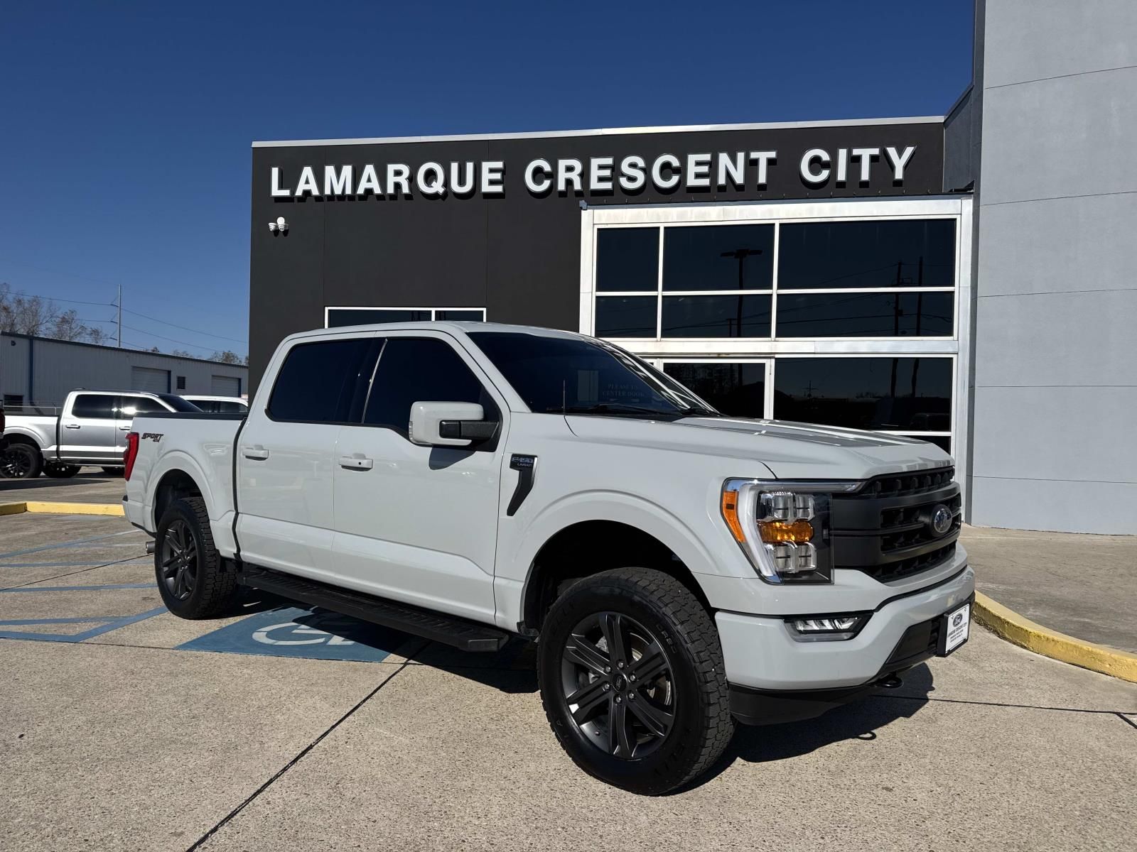 2023 Ford F-150 Lariat SuperCrew 4WD