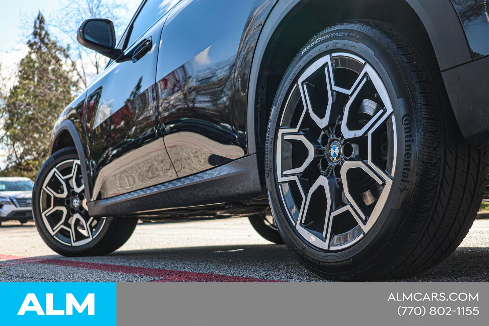 Used 2025 Black BMW xDrive28i image 15