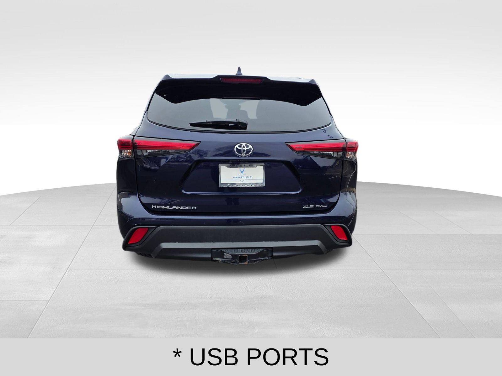 View vehicle photo 5