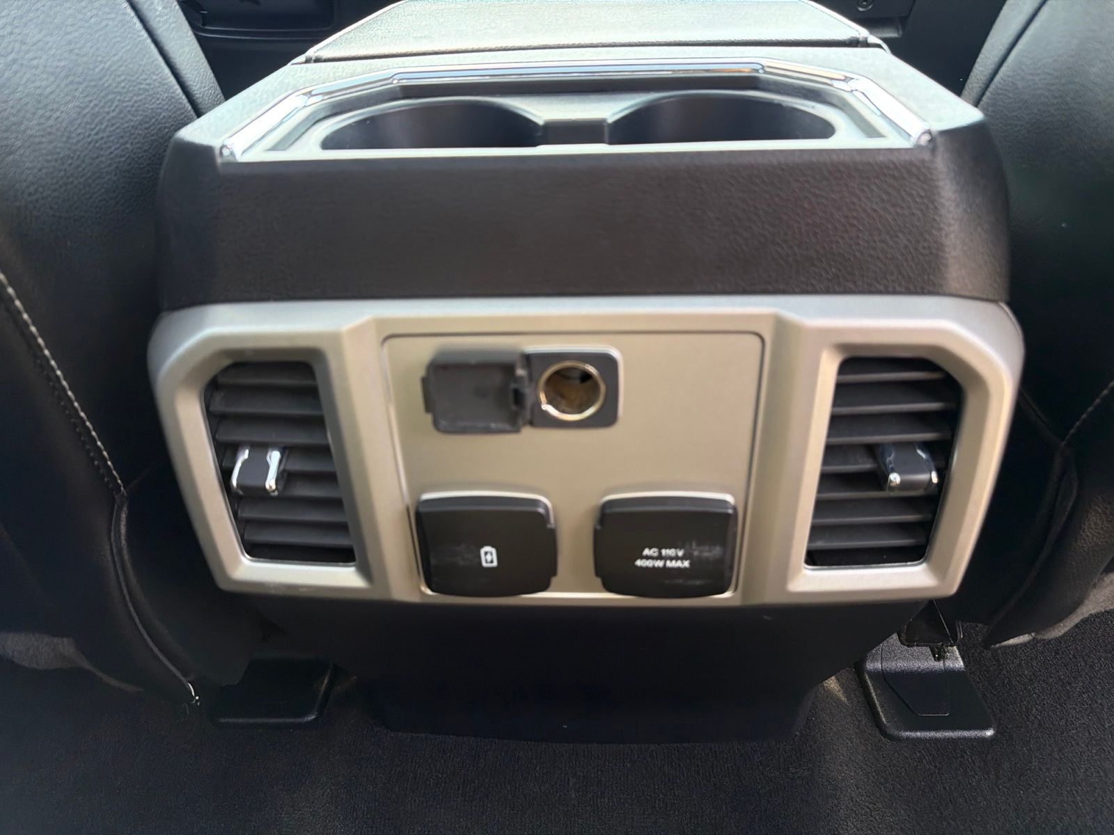 Certified Used 2020 Magnetic Ford Lariat image 23