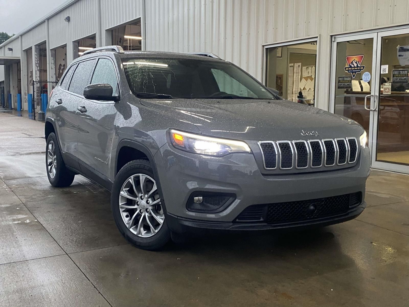 Sting-Gray Clearcoat 2021 Jeep Cherokee SUV / Crossover Front-Wheel Drive 9-Speed Automatic