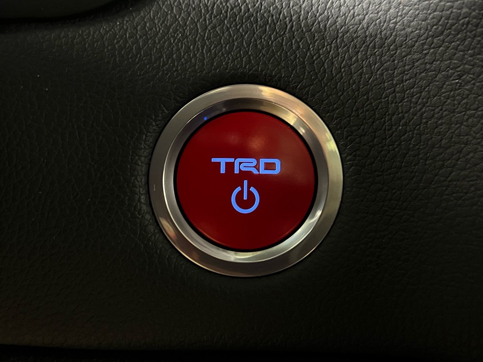 Thumbnail: 2023 Toyota Sequoia - 24