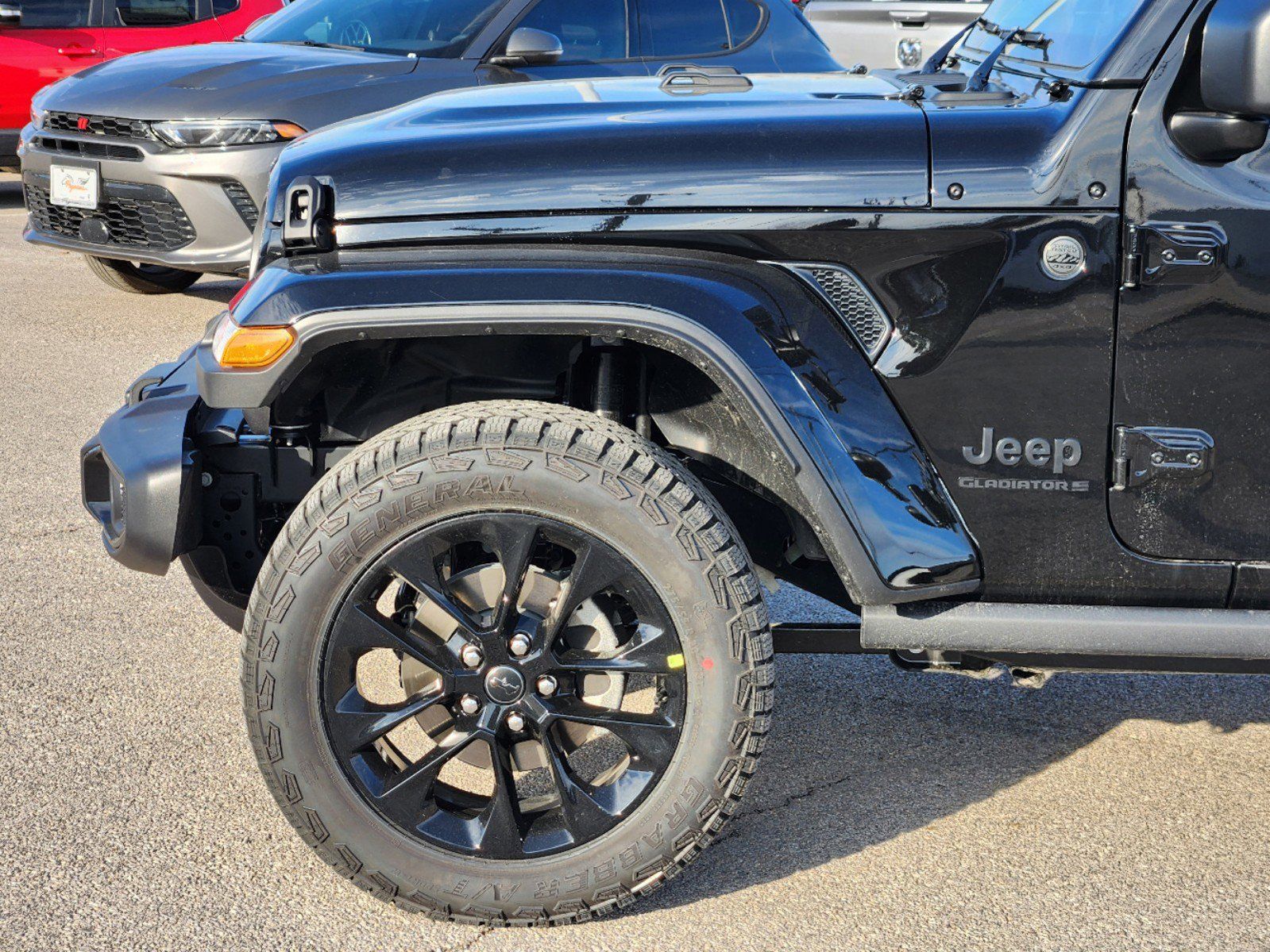 2025 Jeep Gladiator Nighthawk 8