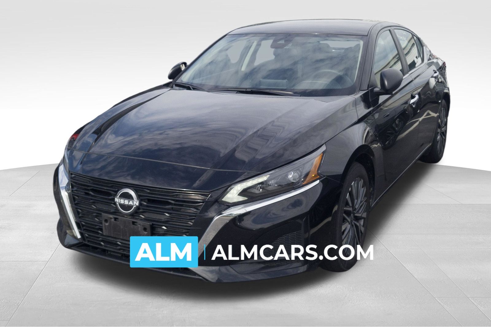 Super Black Clearcoat 2025 Nissan Altima 2.5 SV FWD Sedan Front-Wheel Drive Continuously Variable Transmission