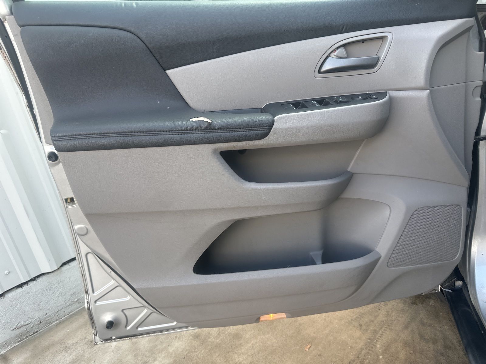 Used Car 2012 Honda Odyssey  Ex For Sale Under $10,000 In Austin, Texas