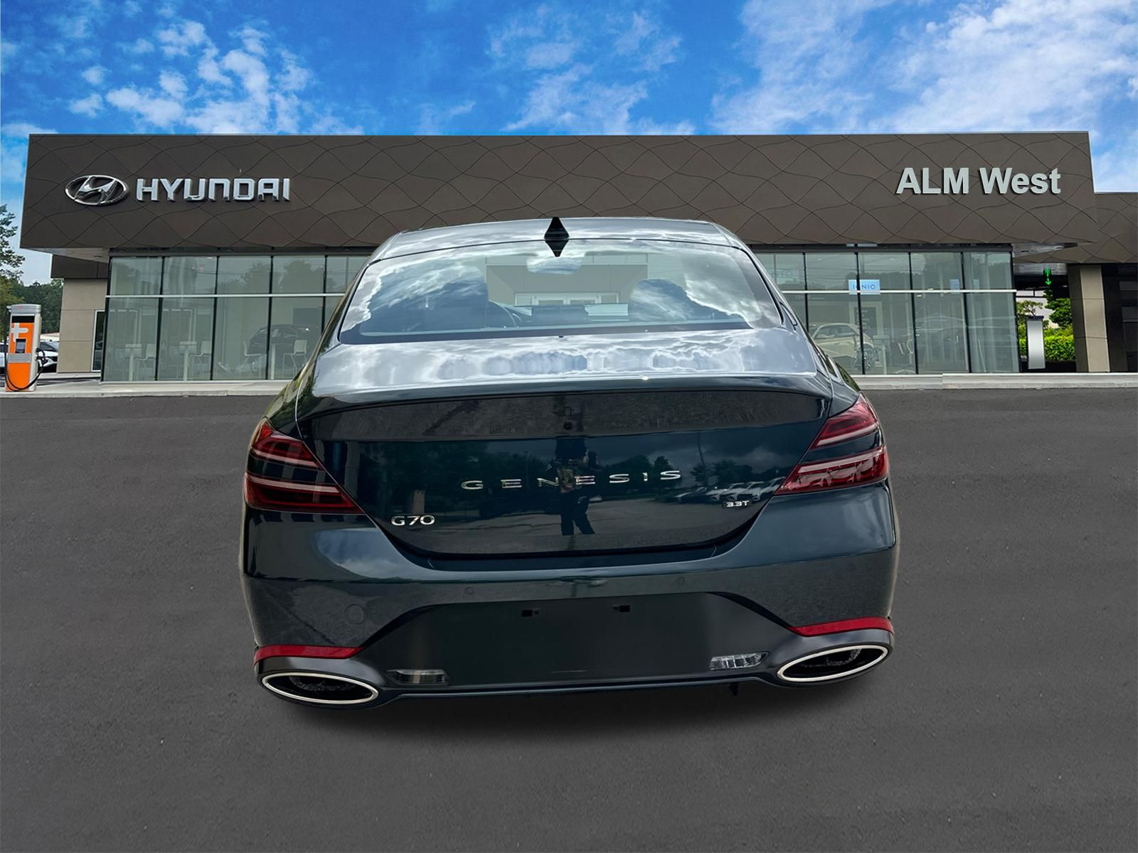 2023 GENESIS G70 Standard - Photo 6