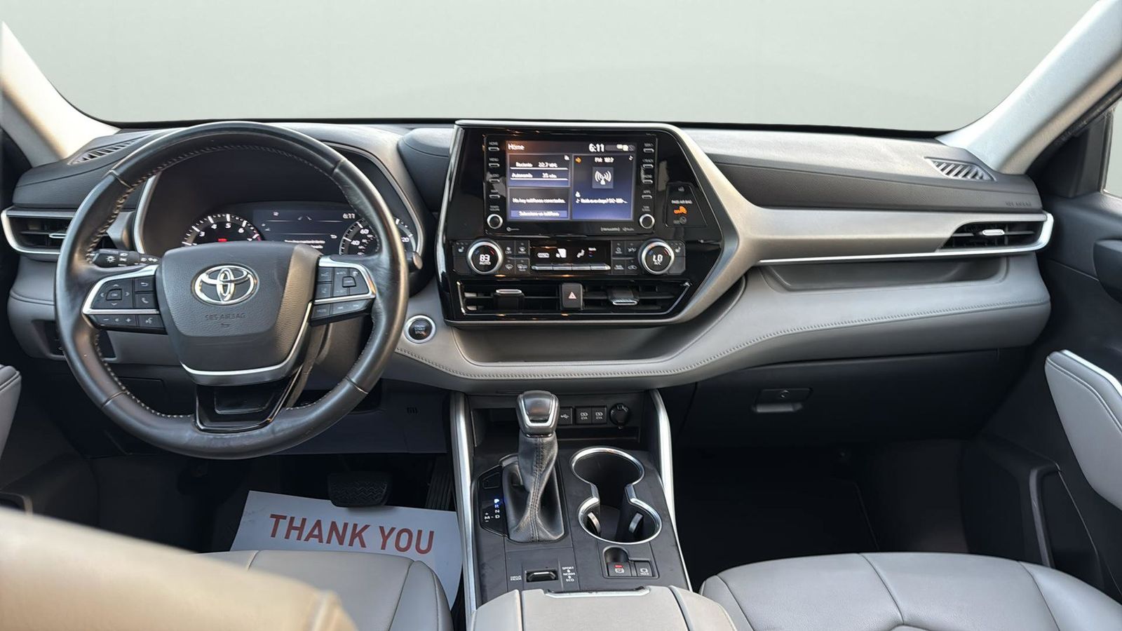 Used Car 2021 Toyota Highlander  Xle For Sale Under $30,000 In Austin, Texas