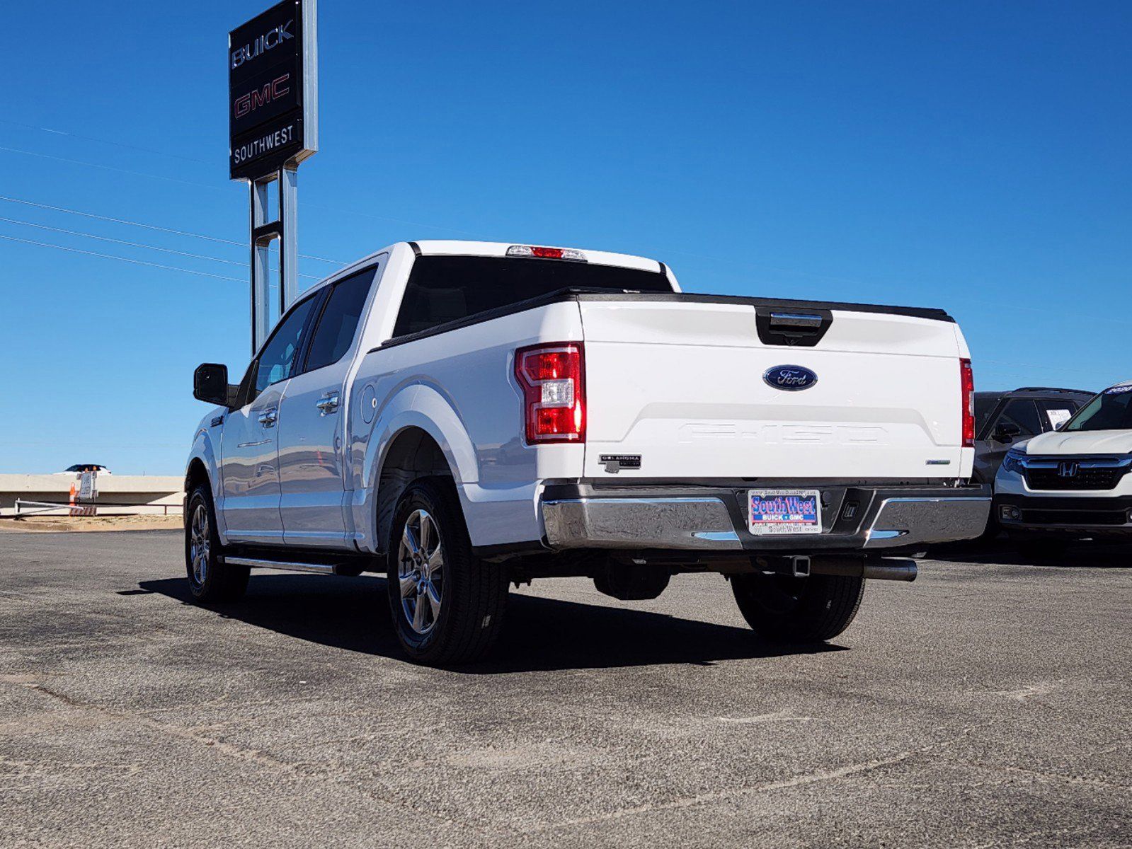 2019 Ford F-150 XLT 4