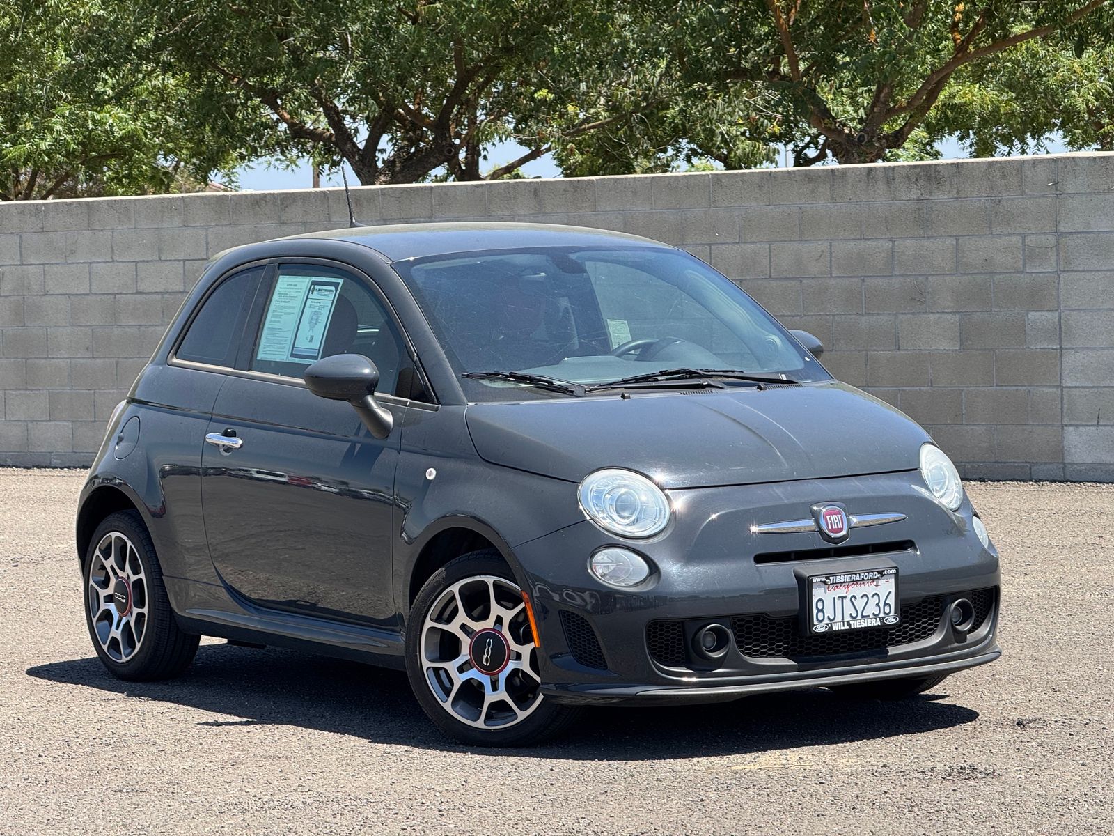 View vehicle photo 2