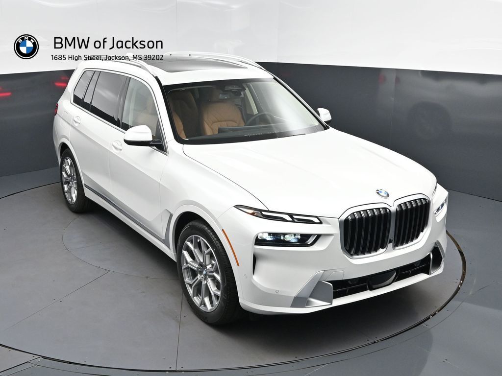 Mineral White Metallic 2027 BMW X7 xDrive40i SUV / Crossover All-Wheel Drive 8-Speed Automatic