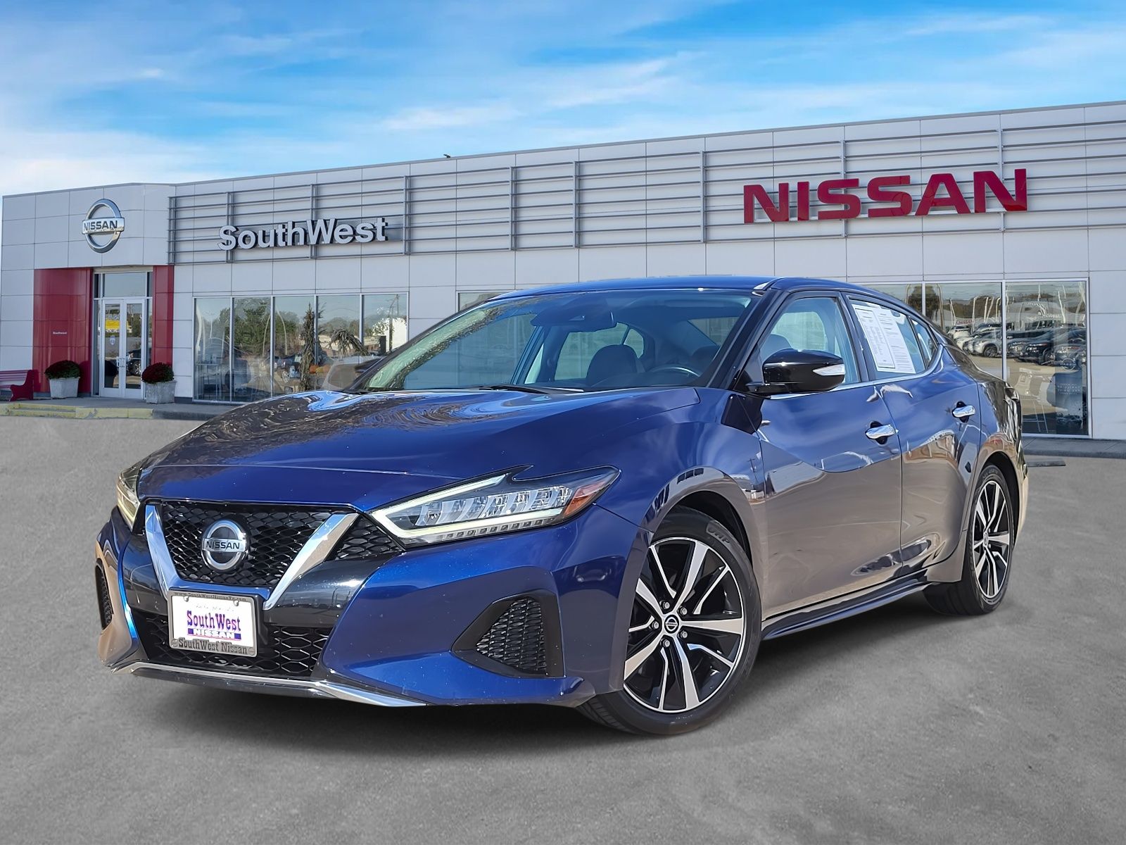 2022 Nissan Maxima SV FWD