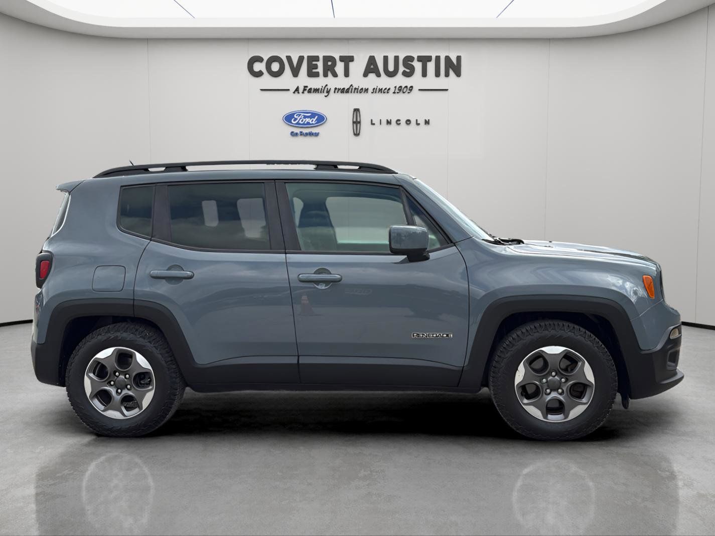 Used Car 2017 Jeep Renegade  Latitude For Sale Under $10,000 In Austin, Texas