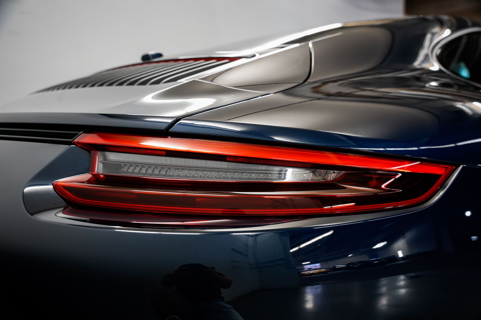 2018 Porsche 911 Carrera GTS — photo 36