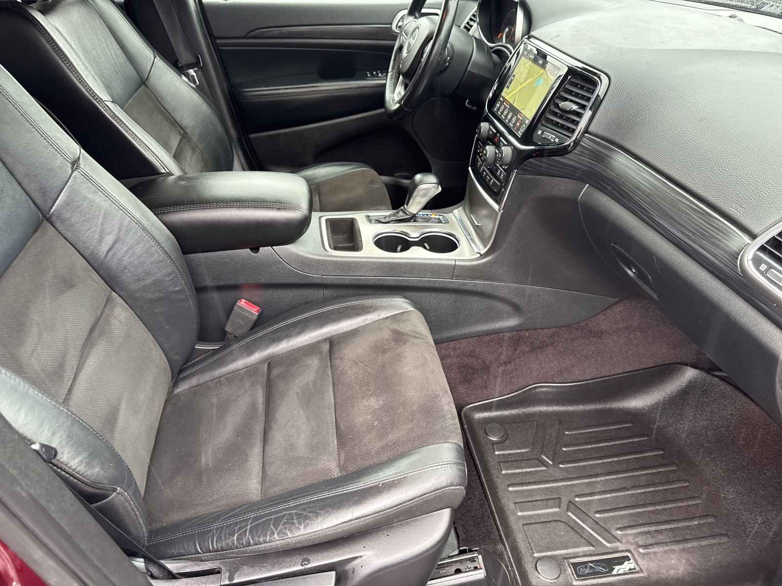 Used 2019 Velvet Red Pearlcoat Jeep Altitude image 37