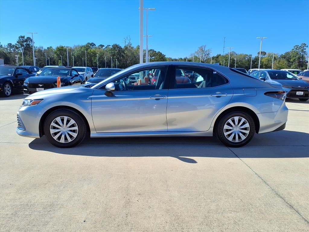 2021 Toyota Camry Hybrid LE  at Gullo Toyota