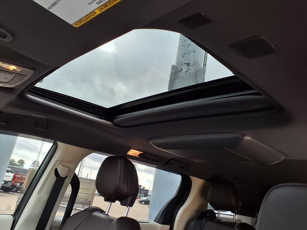 2023 Toyota Sienna Platinum Green at AutoSavvy Houston Southwest