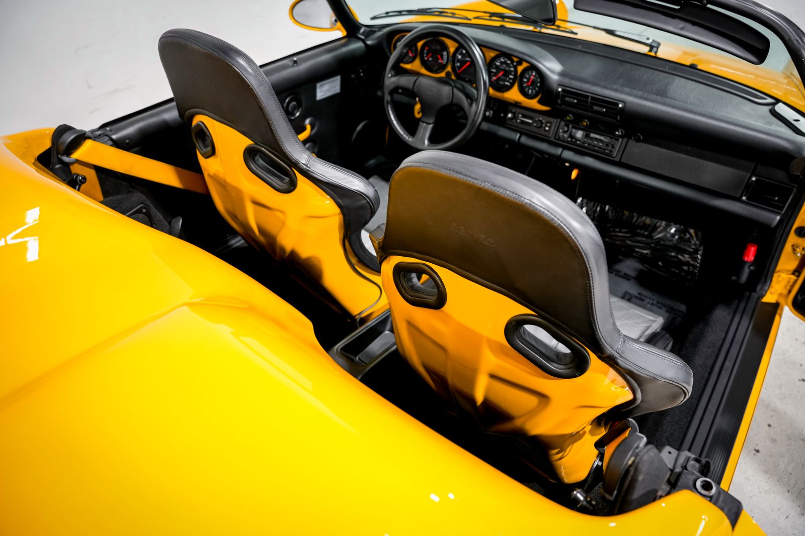 1993 Porsche 911 Speedster — photo 28