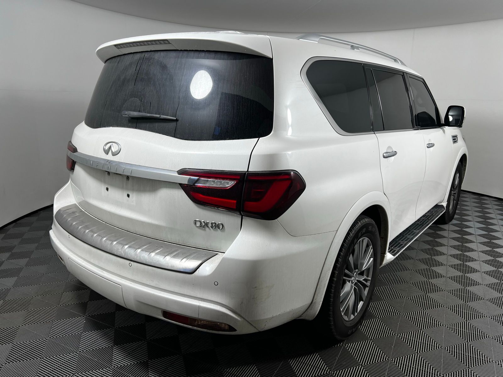 Thumbnail: 2021 INFINITI QX80 - 5