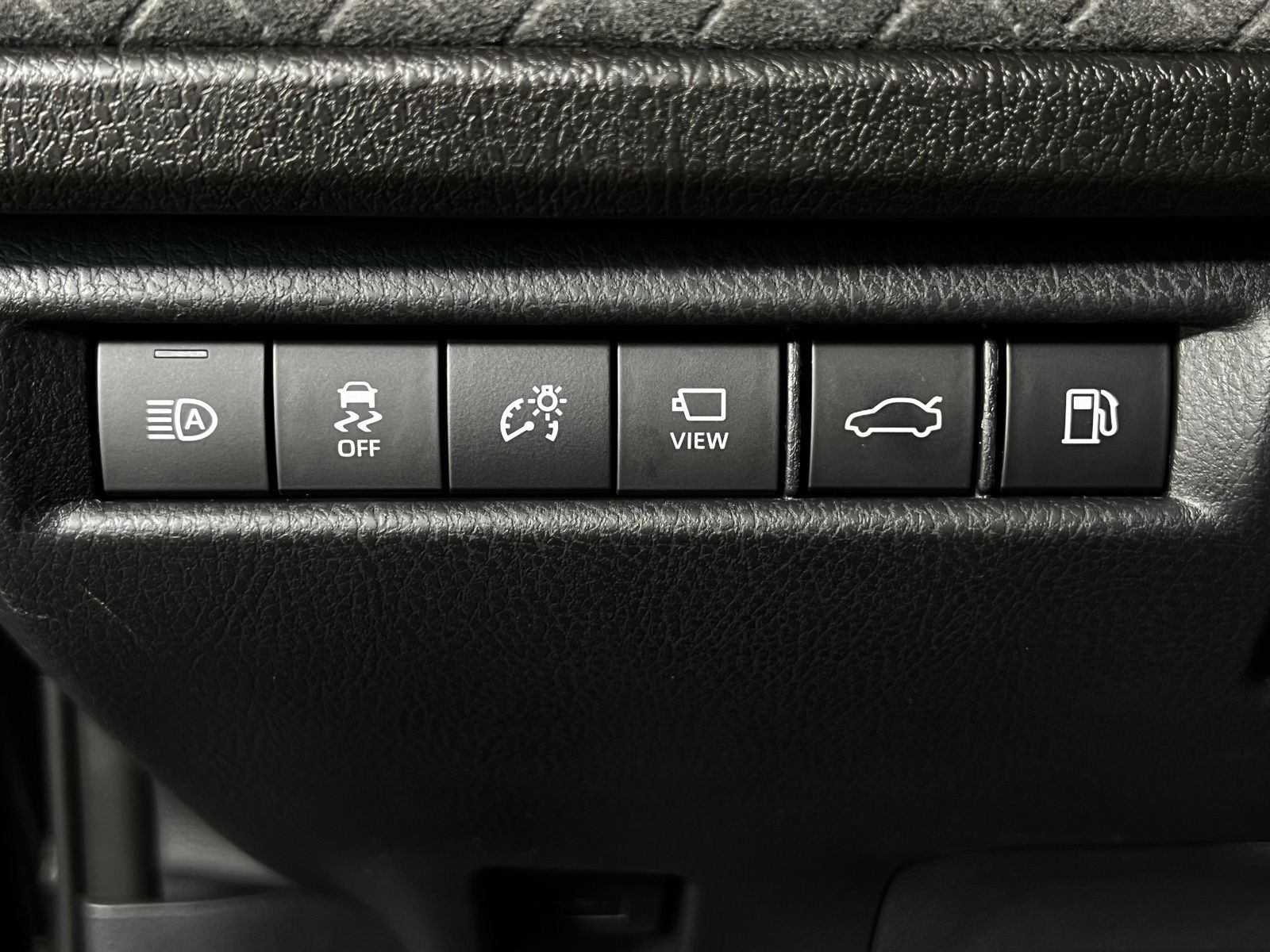 Thumbnail: 2026 Toyota Camry - 19