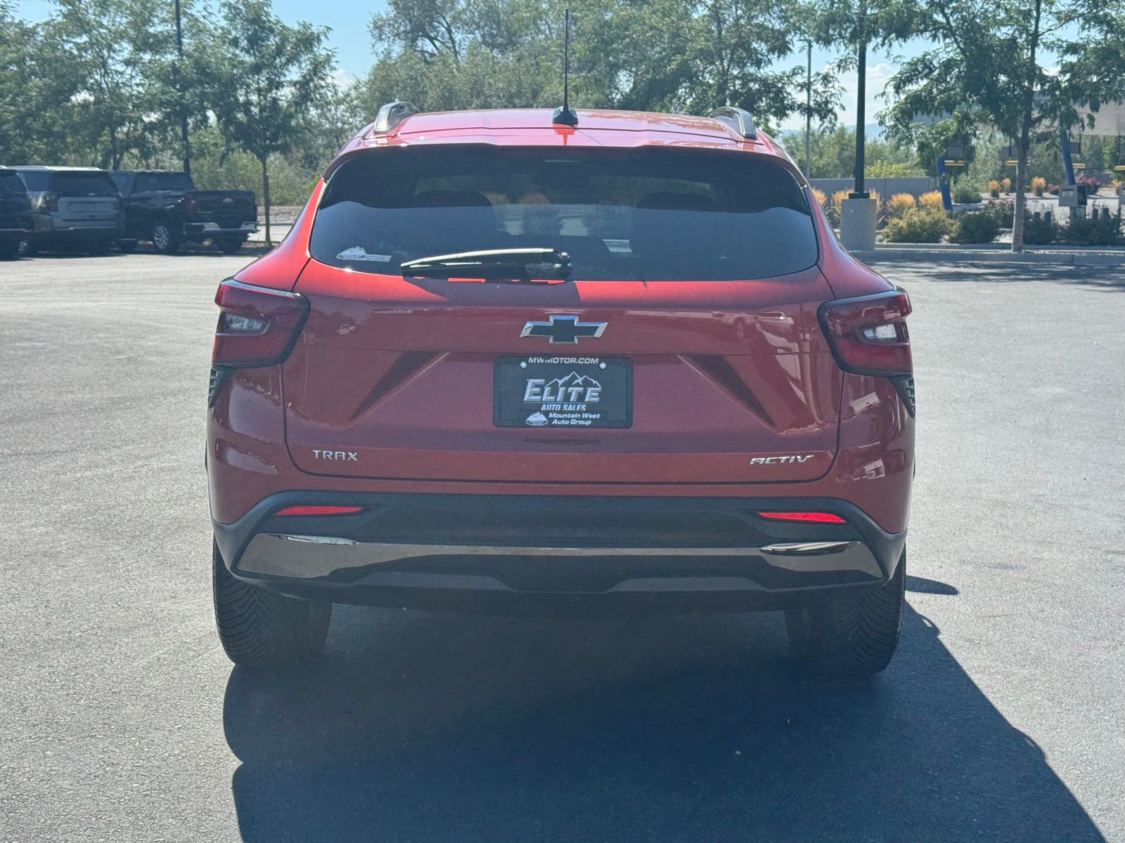 Used 2024 Chevrolet Trax SUV