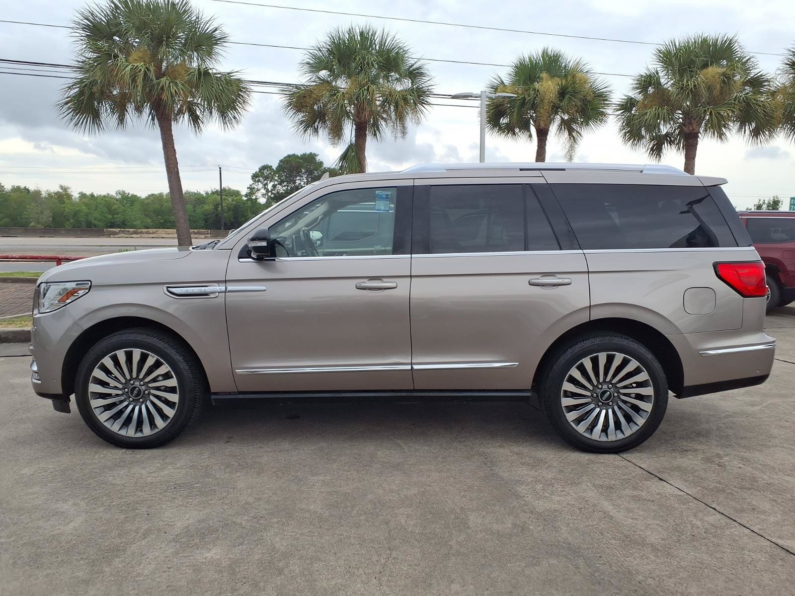 2020 Lincoln Navigator Reserve Brown at Classic Elite Chevrolet Sugar Land