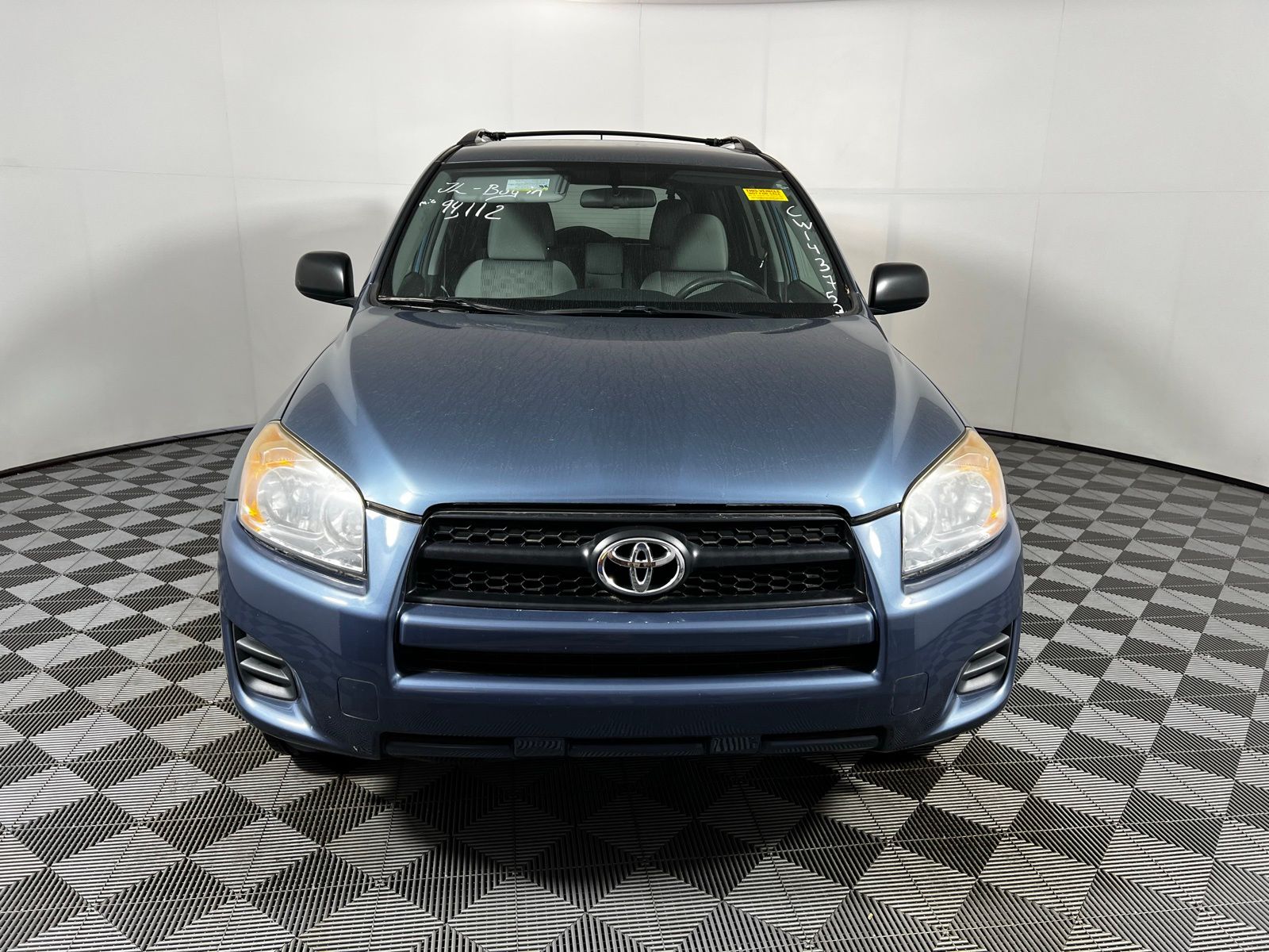 Thumbnail: 2012 Toyota RAV4 - 2