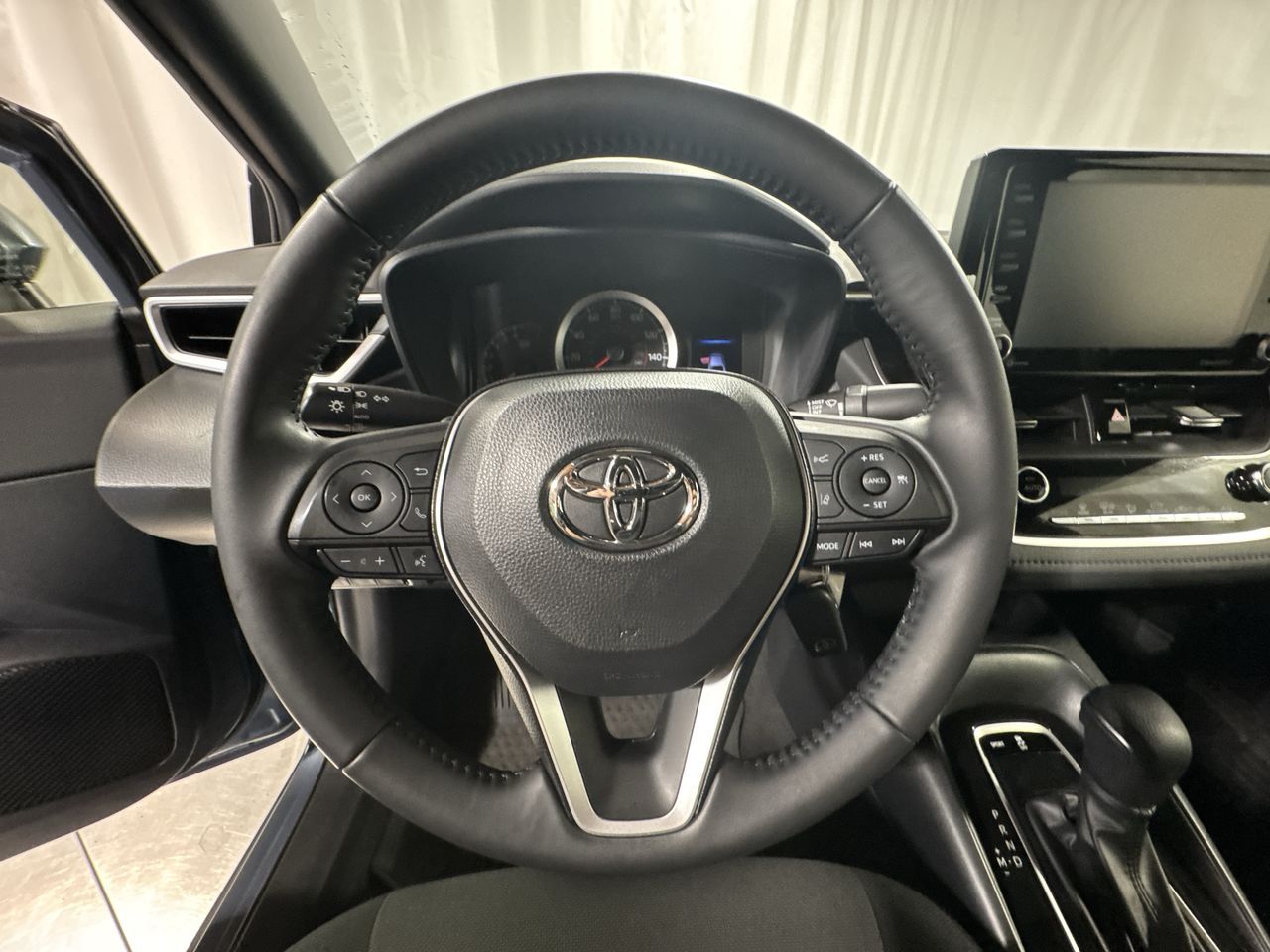 2022 Toyota Corolla SE photo 18
