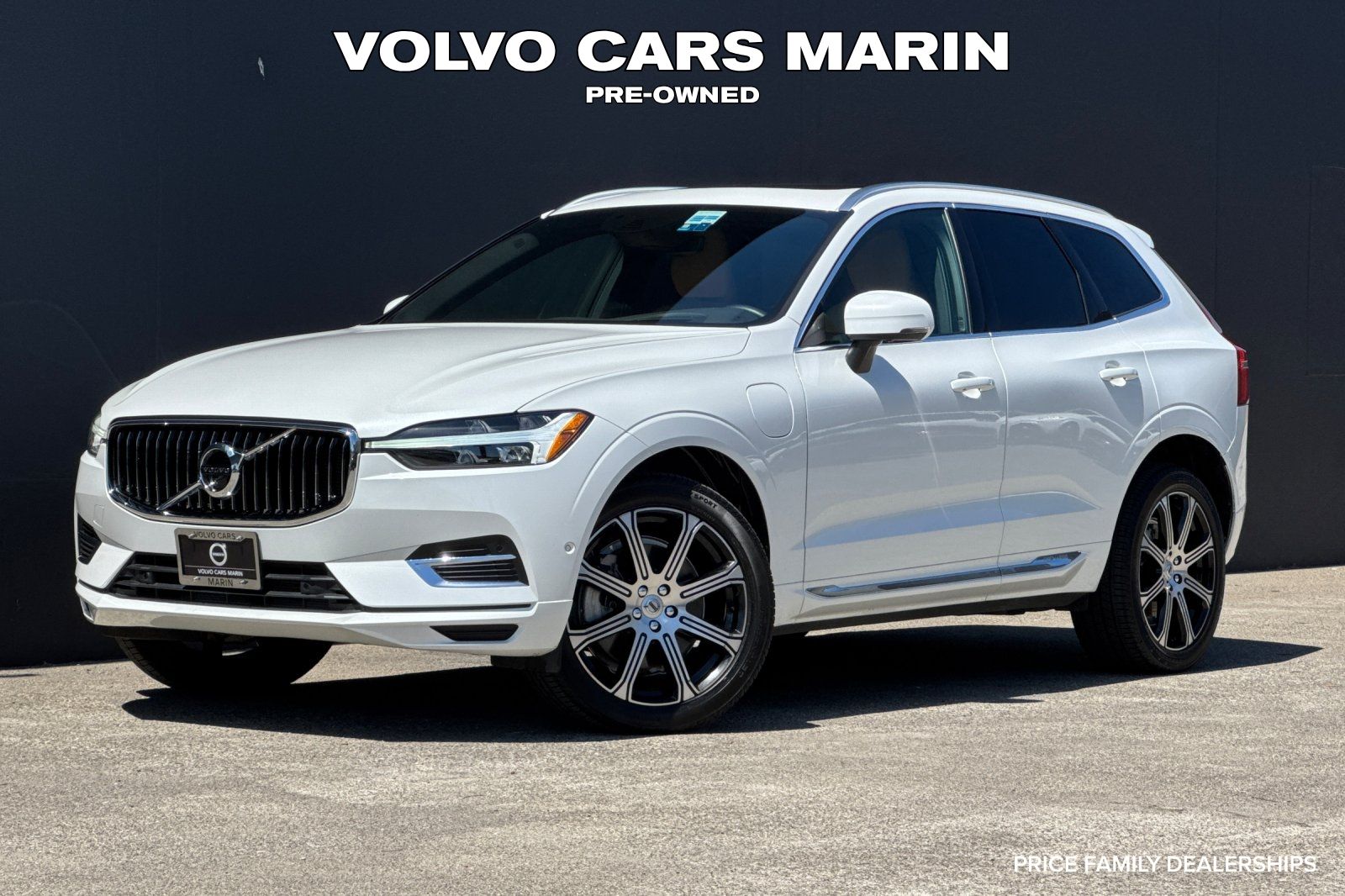 Crystal White 2021 Volvo XC60 SUV / Crossover All-Wheel Drive Automatic