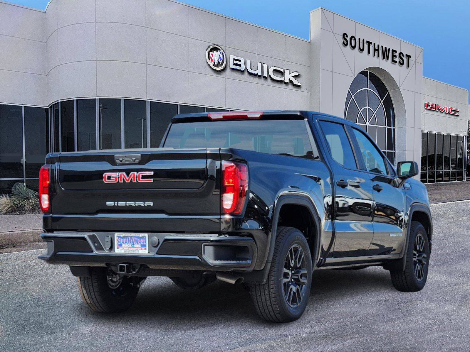 2025 GMC Sierra 1500 Pro 5