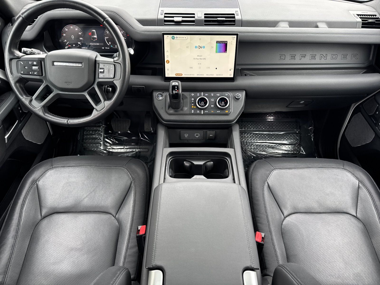 2024 Land Rover Defender X-Dynamic SE - Photo 12