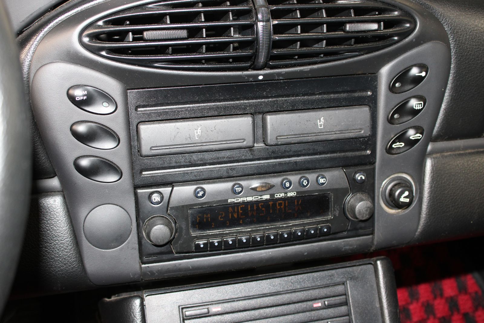 Used 2002 Red Porsche  image 19