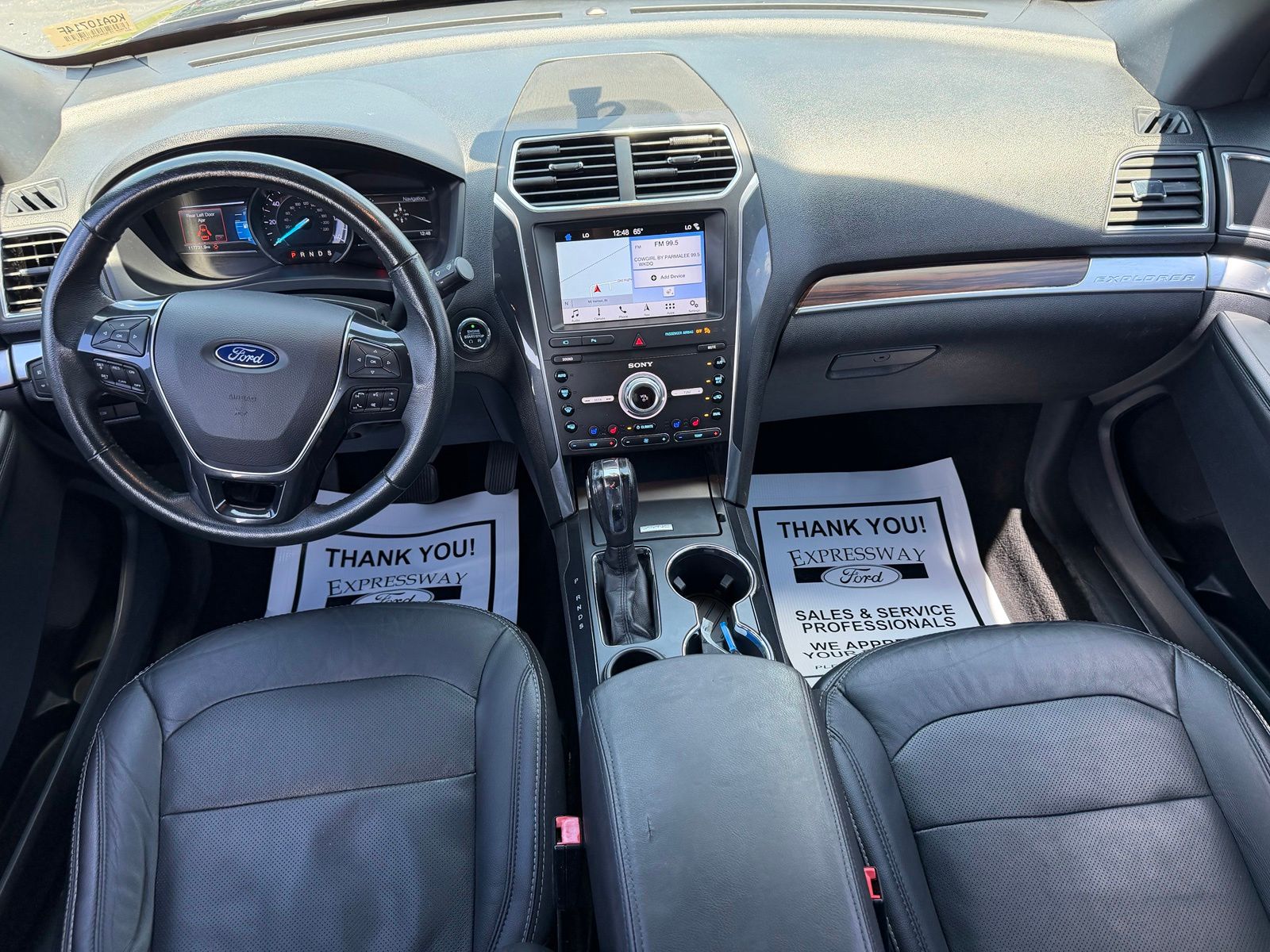 2019 Ford Explorer image 17