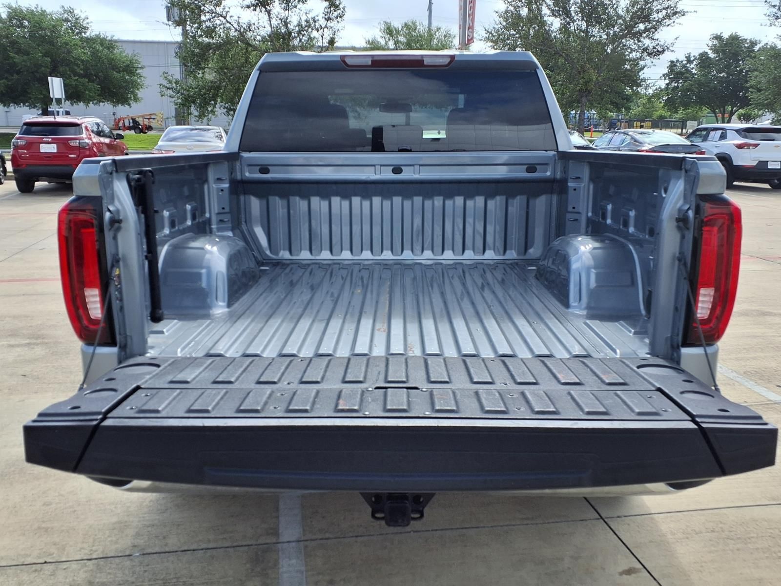 2025 GMC Sierra 1500 SLT - 6