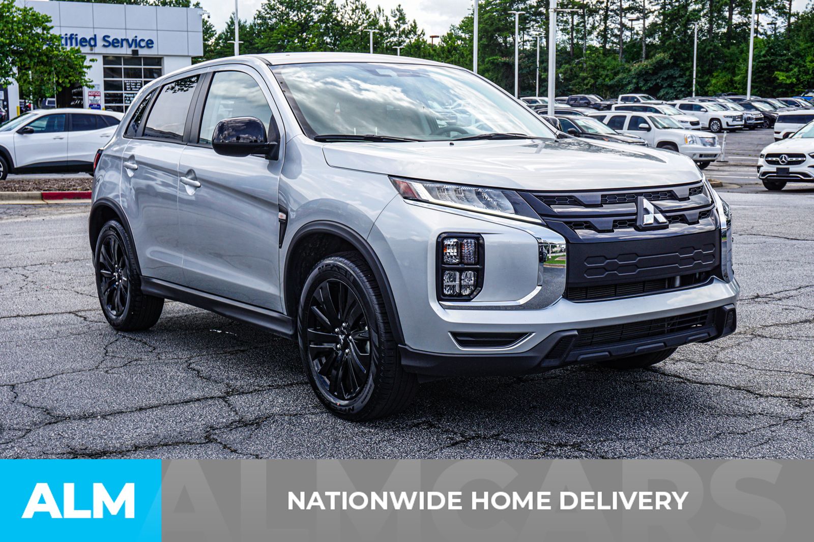 Used 2025 Silver Mitsubishi 2.0 SE image 5