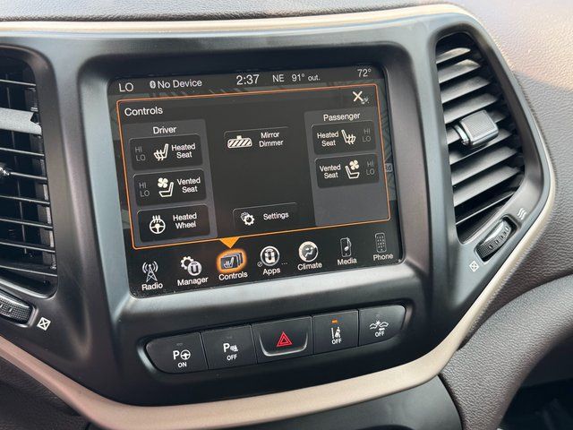 Used 2016 Red Jeep Trailhawk image 20