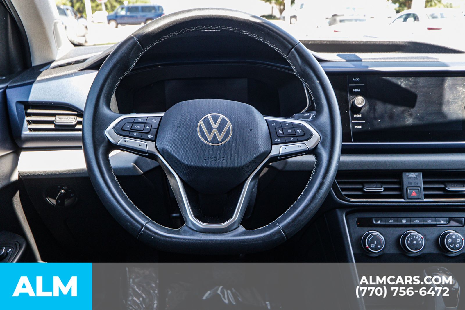 2022 Volkswagen Taos SE photo 25