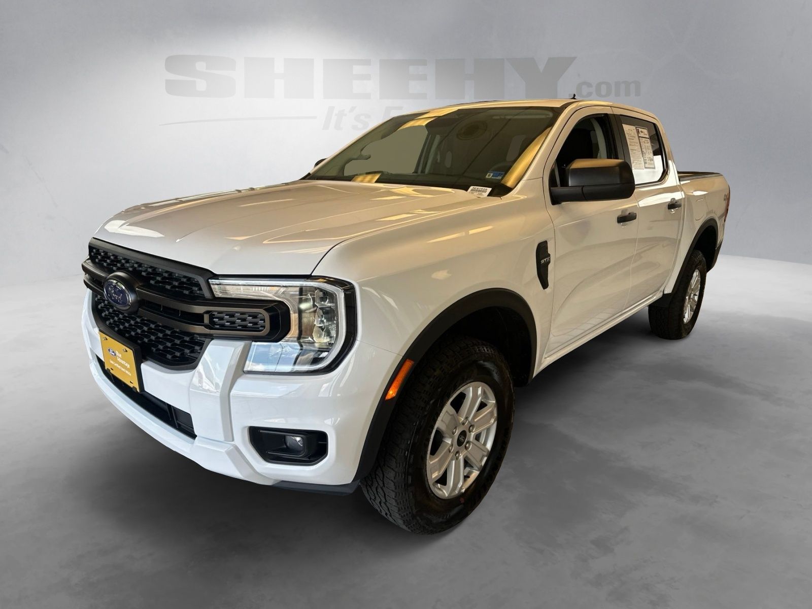 Certified Used 2025 Oxford White Ford XL image 16