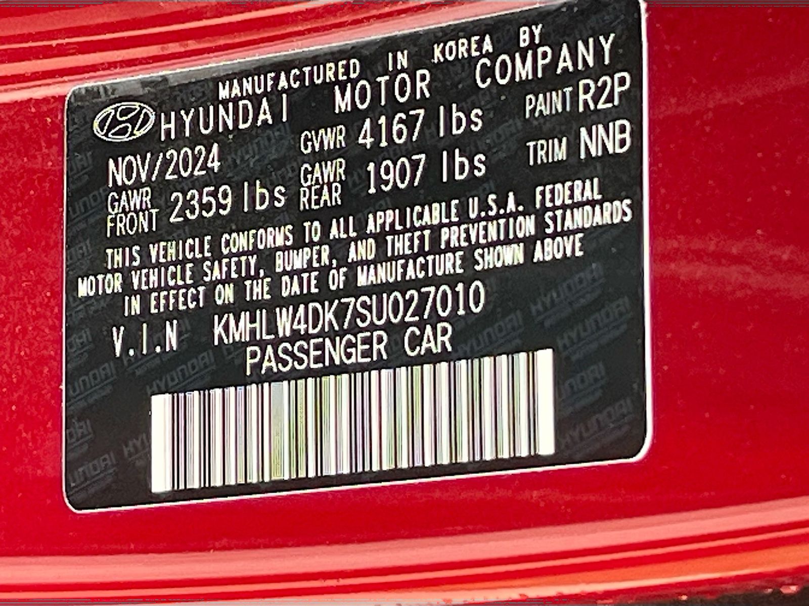 Used 2025 Red Hyundai Base image 31