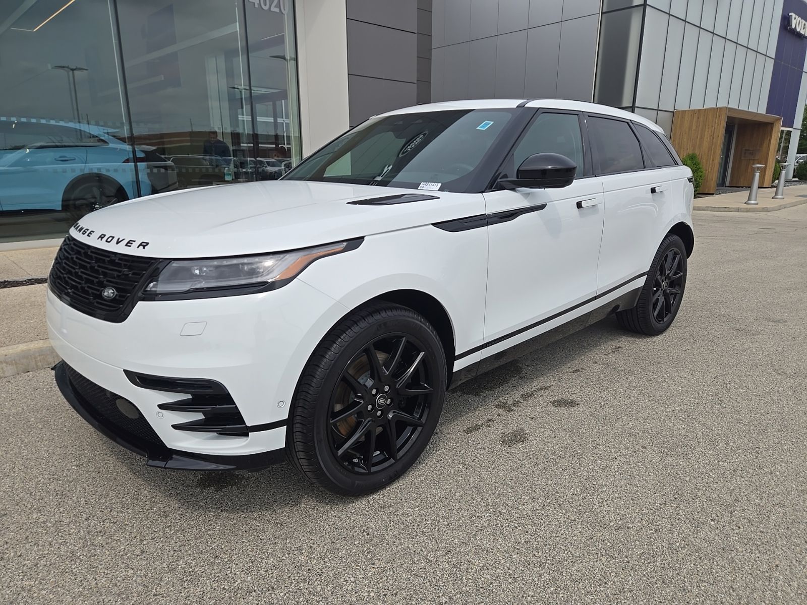 Fuji White 2026 Land Rover Range Rover Velar 8-Speed Automatic