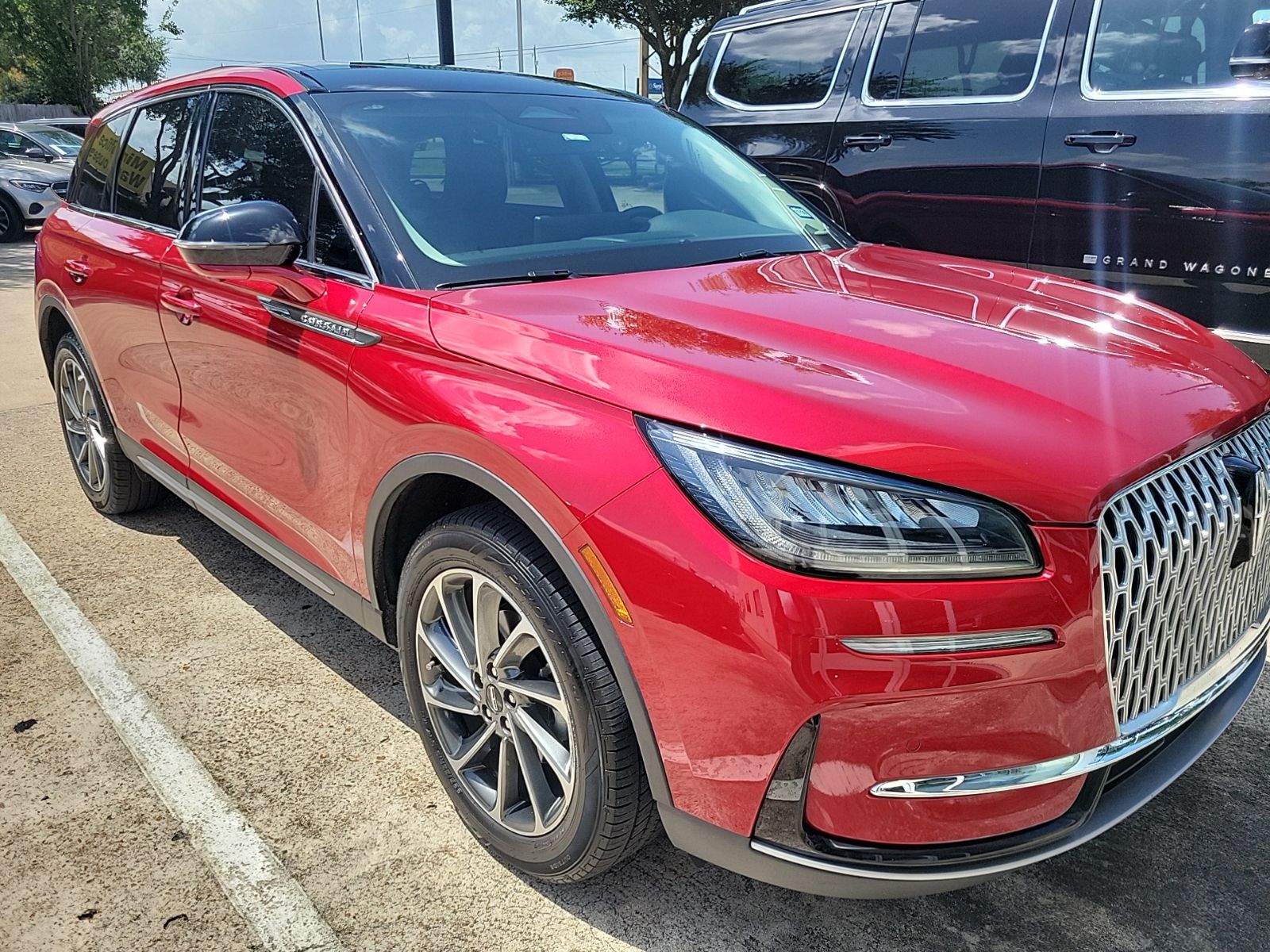 Red Carpet Metallic Tinted Clearcoat 2023 Lincoln Corsair SUV / Crossover Front-Wheel Drive 8-Speed Automatic