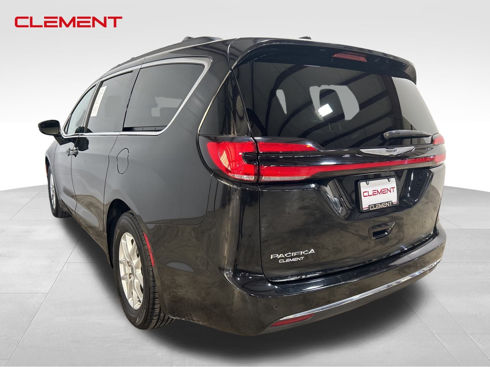 2022 Chrysler Pacifica Touring L 8