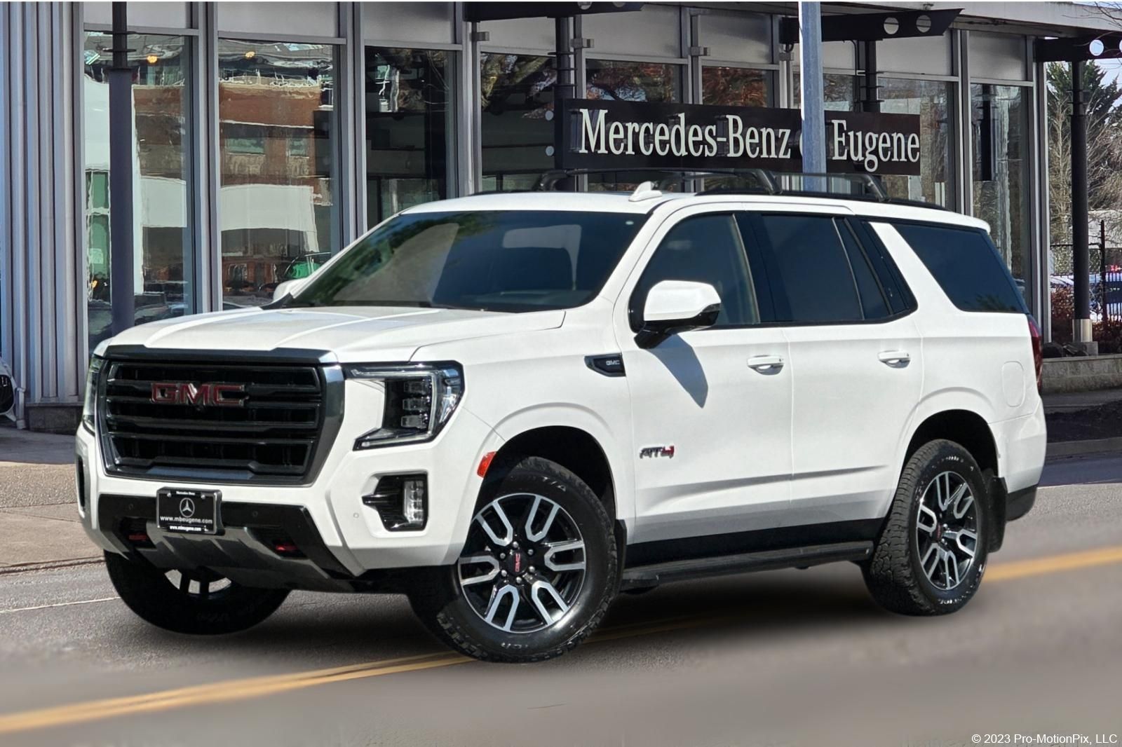 2021 GMC Yukon 4WD AT4's photo