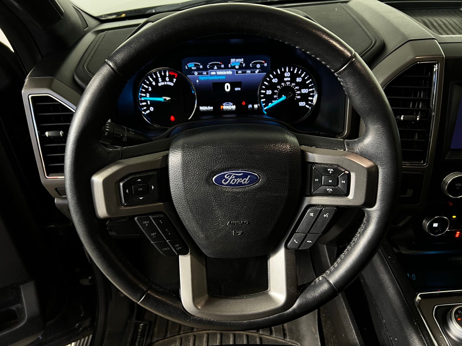 Thumbnail: 2021 Ford Expedition - 9