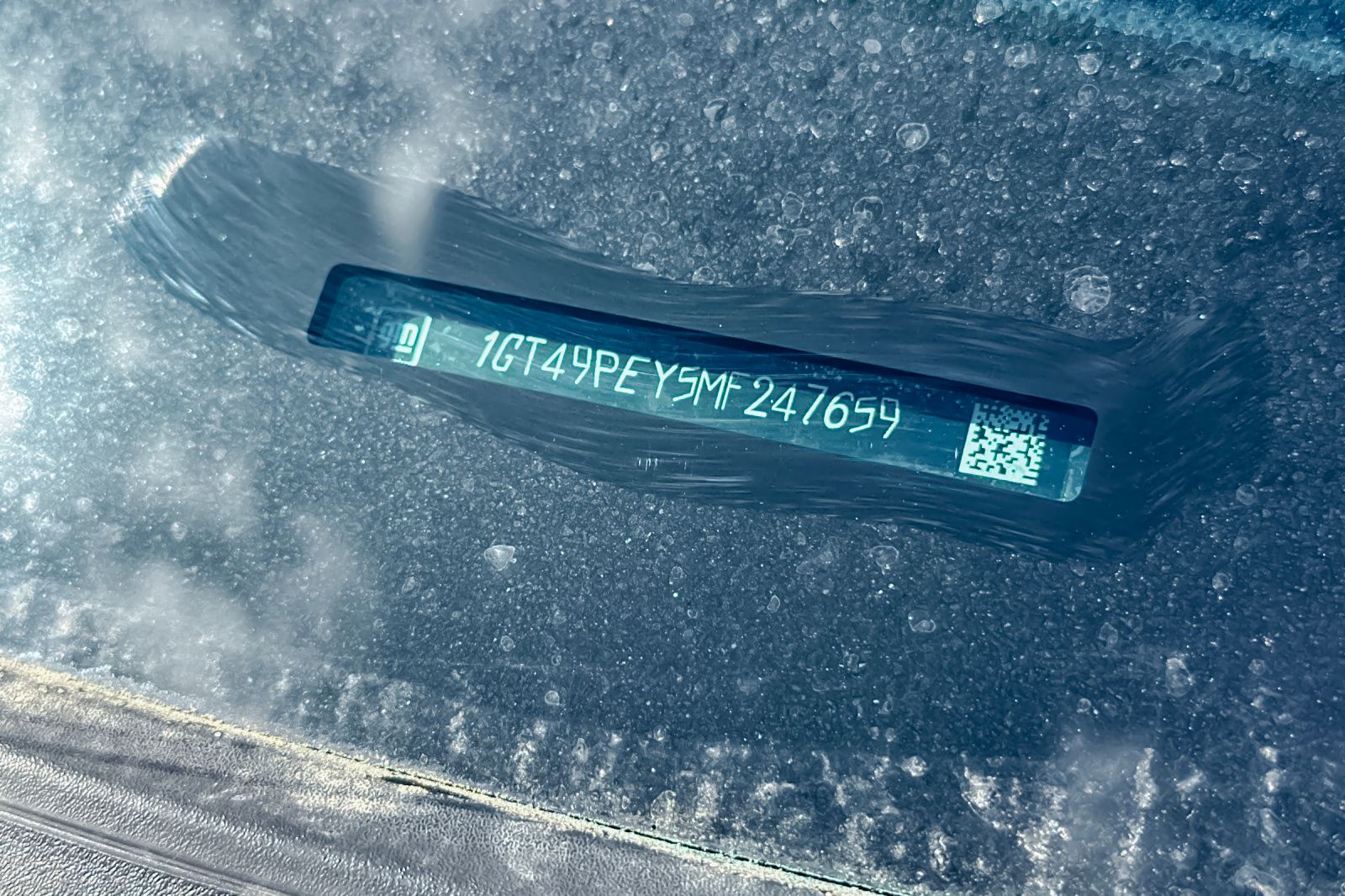 View vehicle photo 3