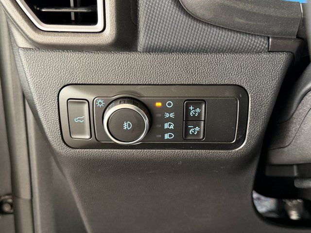 New 2025 Carbonized Gray Metallic Ford Outer Banks image 33