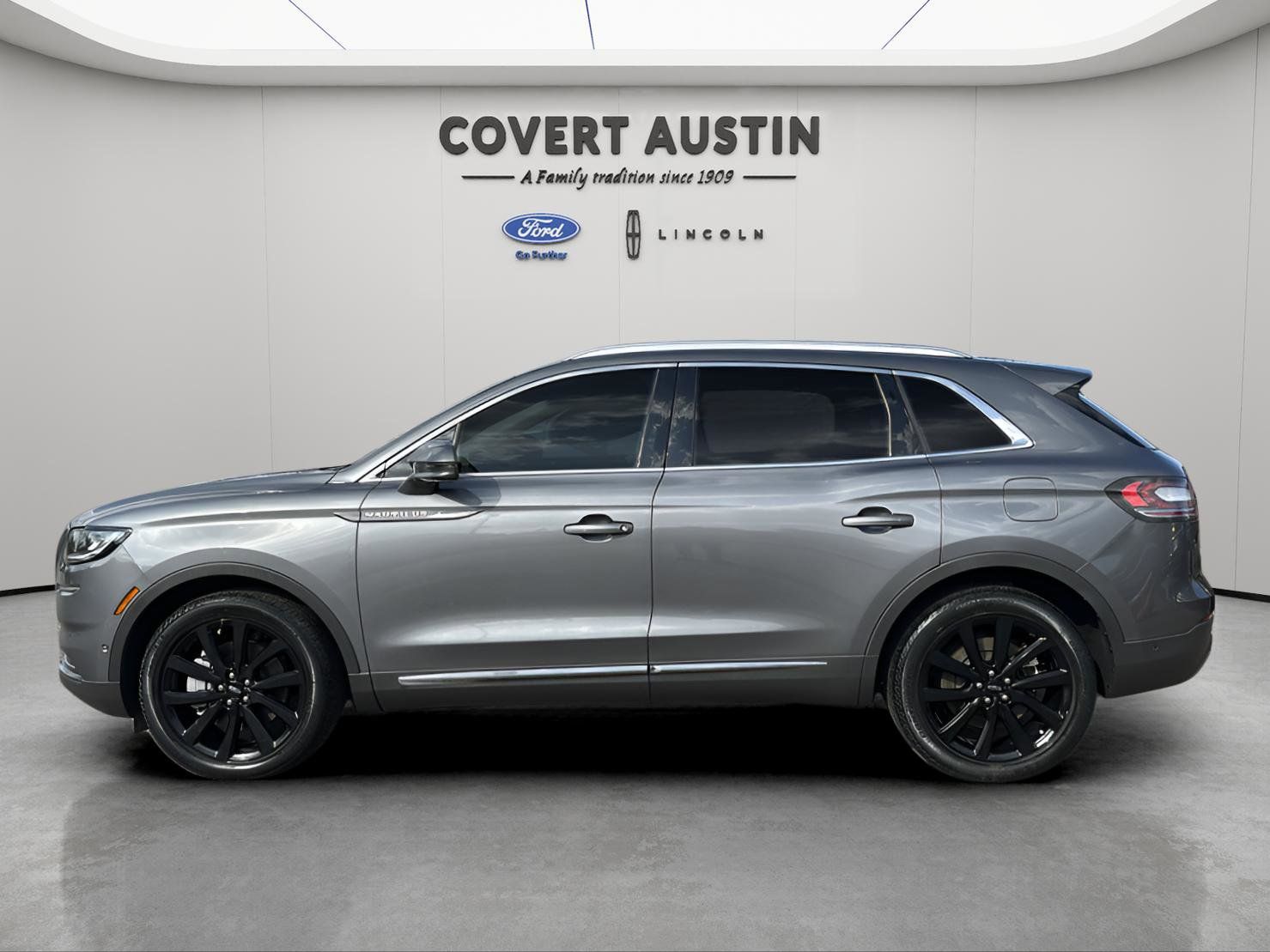 Used Car 2022 Lincoln Nautilus  Reserve For Sale Under $40,000 In Austin, Texas